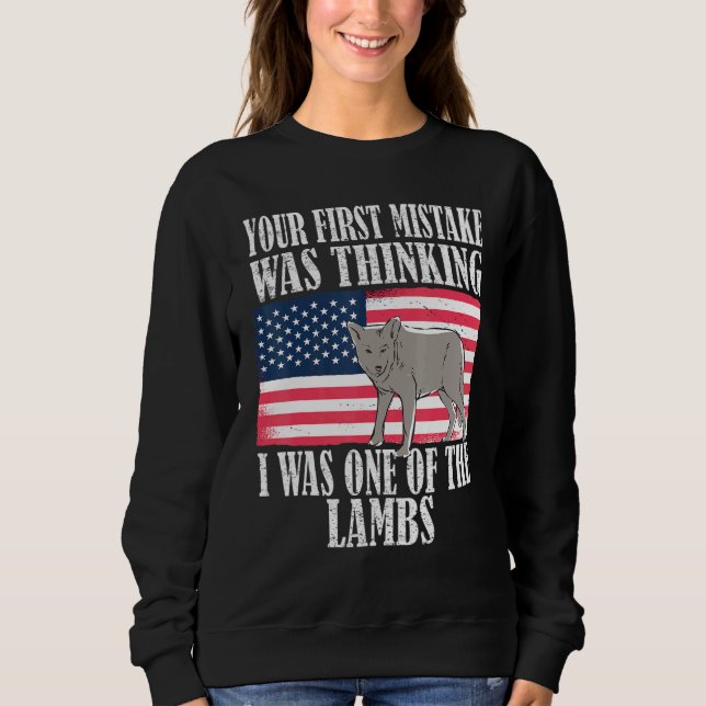 Camiseta Your first mistake was thinking i was one of the l (Frente)