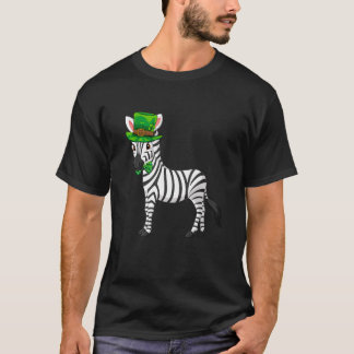Camiseta Zebra Rua dia de Patrick com um Chapéu Leprechaun 