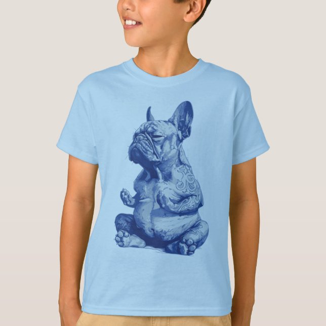 Camiseta Zen Bulldog em Pose de Meditação Arte (Frente)