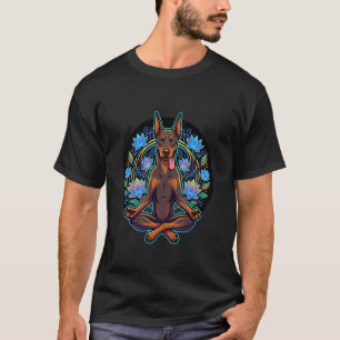 Camiseta Zen Doberman Língua Para Fora Cachorro Meditação L