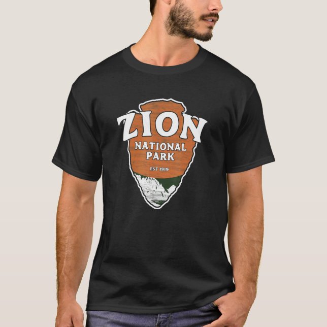 Camiseta Zion National Park Classic Style Arrowhead Sign (Frente)