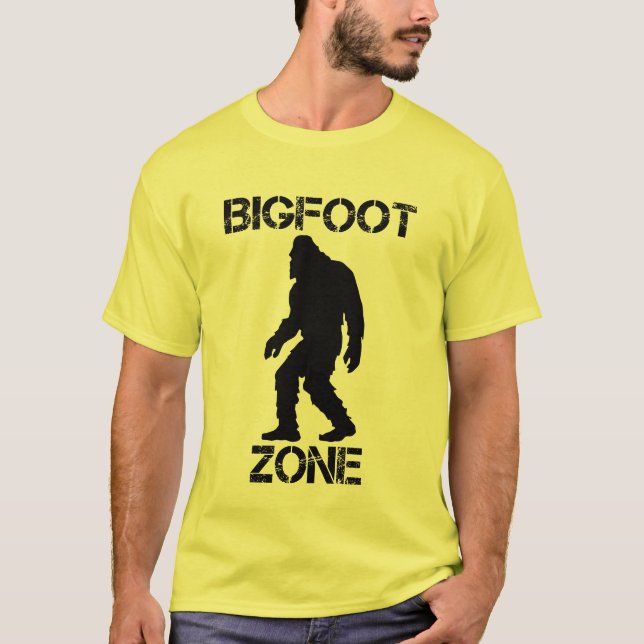 Camiseta Zona Bigfoot Engraçado (Frente)