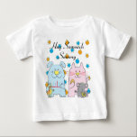 Camisetas de Hanukkah personalizam "Sameach Hug"<br><div class="desc">Crianças Camisetas de Hanukkah. "Abraço Sameach" em vez de "Chag Sameach/Happy Holiday". Escolha entre uma variedade de estilos de camiseta,  tamanhos e cores. Personalize o texto escolhendo seu estilo de fonte,  tamanho e cor favoritos.
Obrigados para parar e comprar por aqui.  Feliz Hanukkah!</div>