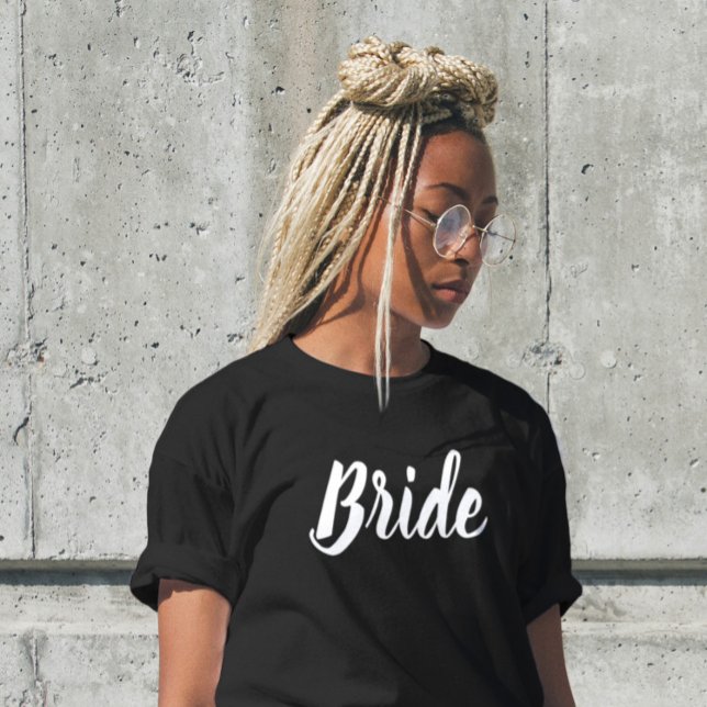 Camisetas de mulheres clássicas minimalistas moder (Criador carregado)