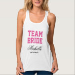 Camisetas regata personalizadas para despedida de<br><div class="desc">Camisetas regata personalizadas para despedida de solteira para a equipe da noiva. Camisetas regata TeamBride para a comitiva da noiva. Design de tipografia rosa neônio e preto fofo para a noiva e sua comitiva. Roupas legais para casamento, chá de noiva, despedida de solteira, noite das meninas, fim de semana das...</div>