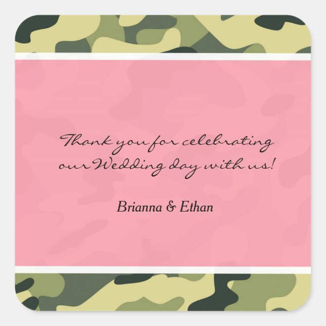 Camuflagem verde e adesivos rosa (Frente)