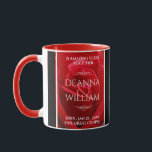 Caneca 15 26º aniversário de casamento do Rosa Elegante<br><div class="desc">Celebrar o 15, 26 ou 36 anos de casamento rosa com um casal dessas canecas na moda! As inscrições brancas legantes sobre um fundo de rosa vermelha romântico, editadas por bares brancos e negros, acrescentam um toque memorável a esta ocasião especial e a um marco (extraordinário). Personalize com os nomes...</div>