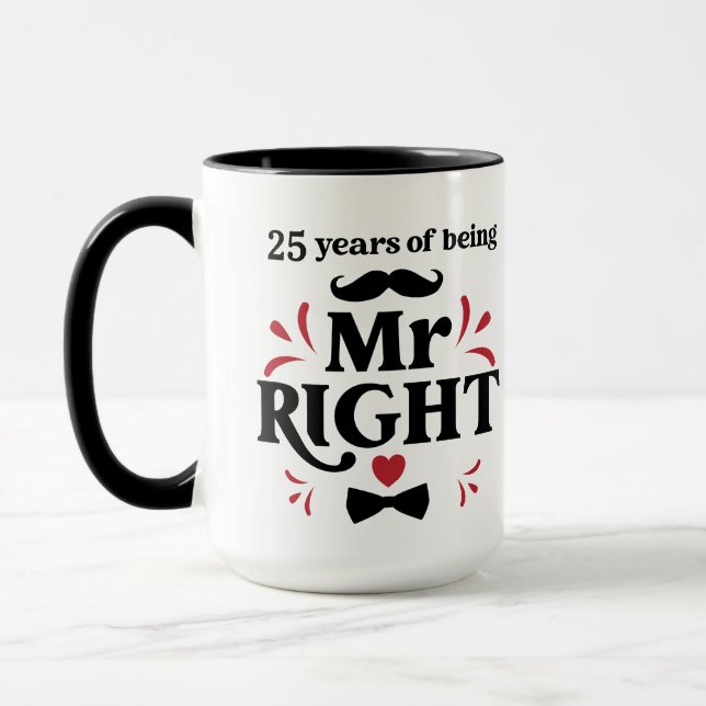 Caneca 25 anos sendo o Sr. Direito Marido Aniversário Mug (Esquerda)
