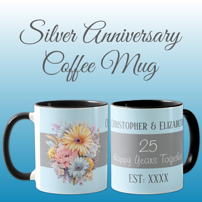 Caneca 25 prata aniversário flores nomes azuis (Criador carregado)