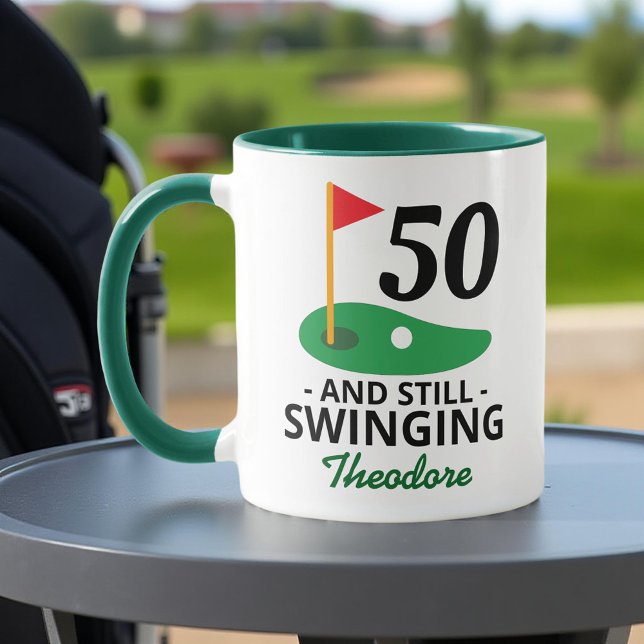 Caneca 50 e ainda balançando, 50º Aniversário do Golfer (Criador carregado)