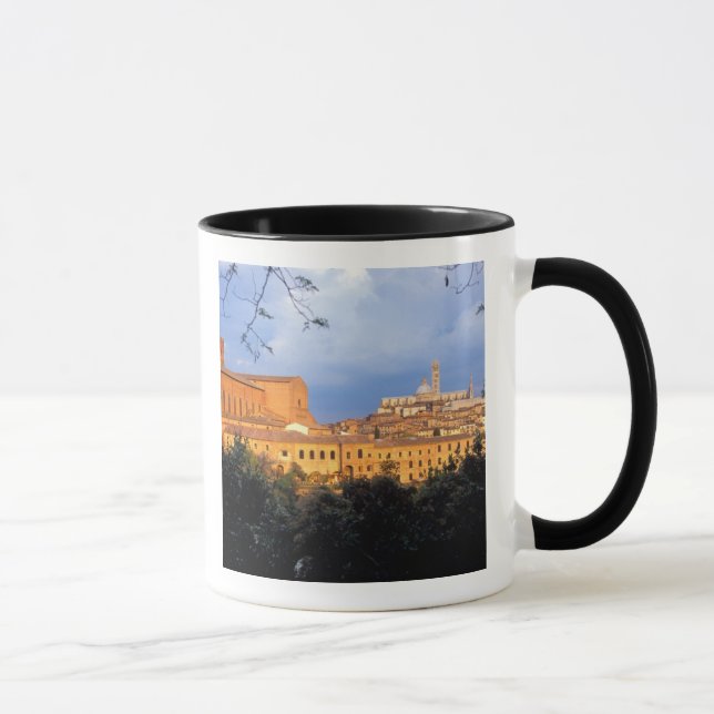 Caneca A aldeia toscana de Sienna, Itália. (Direita)