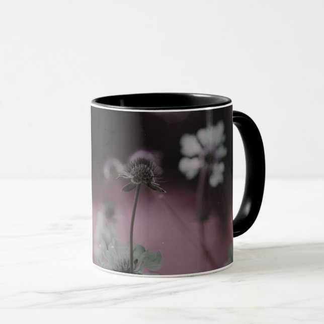 Caneca A Beleza De Uma Flor De Pincushion (Frente Esquerda)