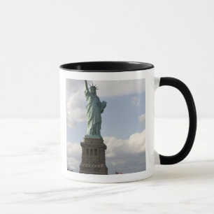 Caneca A Estátua da Liberdade na Ilha da Liberdade em Nov