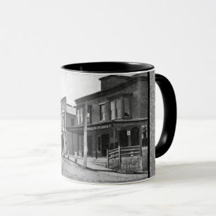Caneca A História da Pepperell Massachusetts Glam