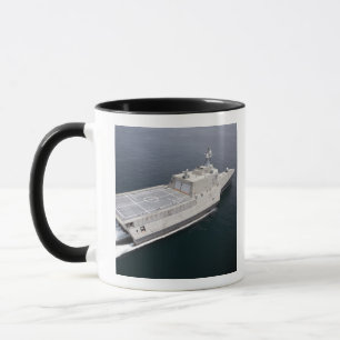 Caneca A independência litoral 3 do navio de combate