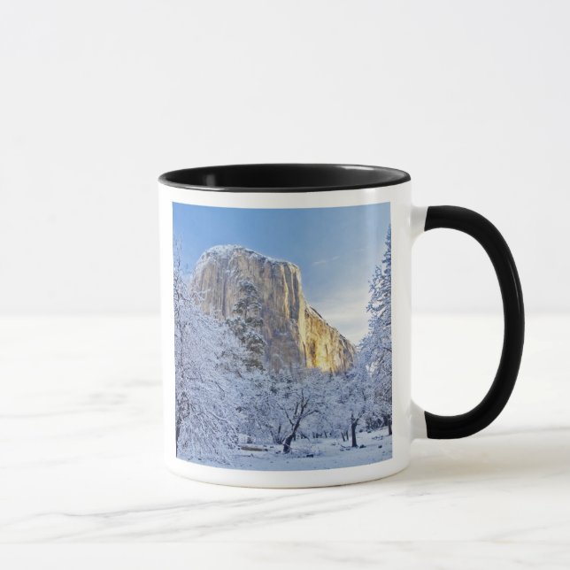 Caneca A luz do sol atinge El Capitan com neve (Direita)