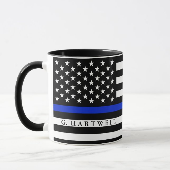 Caneca A polícia denominou o nome do costume da bandeira (Esquerda)