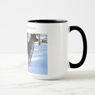Caneca a primeira tempestade do inverno de espera