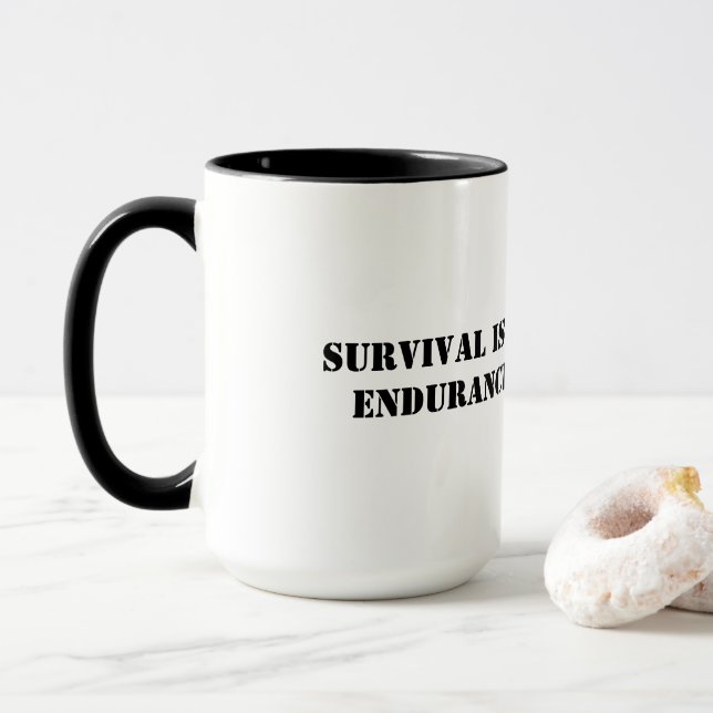 Caneca A sobrevivência é por acaso mas a resistência é (Com Donut)