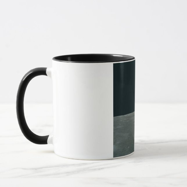 Caneca A subida de Eagle da missão da lua de Apollo 11 do (Esquerda)