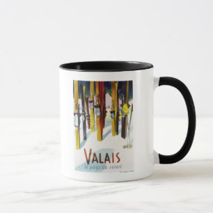 Caneca A terra da luz do sol - esquis que estão na neve