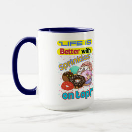 Caneca A vida é melhor com as borrachas no topo.