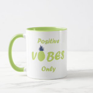 Caneca abacaxi só ama vibrações positivas