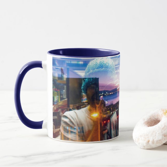 Caneca Abstrato fotógrafo do amanhecer na cidade (Com Donut)