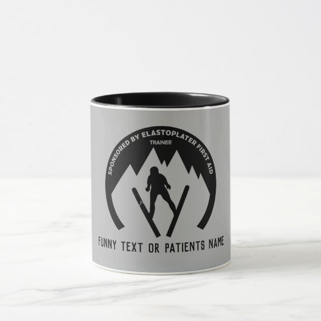 Caneca Acidente de esqui - Consiga Muito Em Breve Mug De  (Centro)