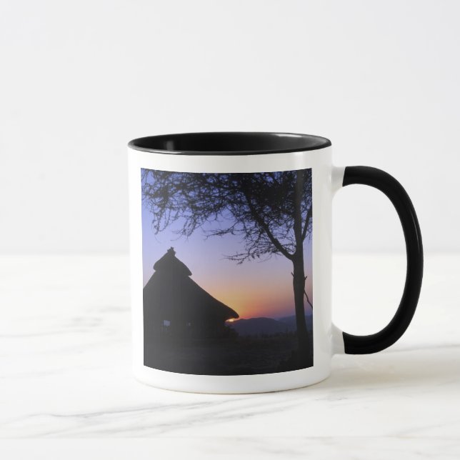 Caneca África, Etiópia, Região do Rio Omo, Sunset over (Direita)