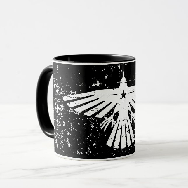 Caneca Águia em Movimento (Frente Esquerda)