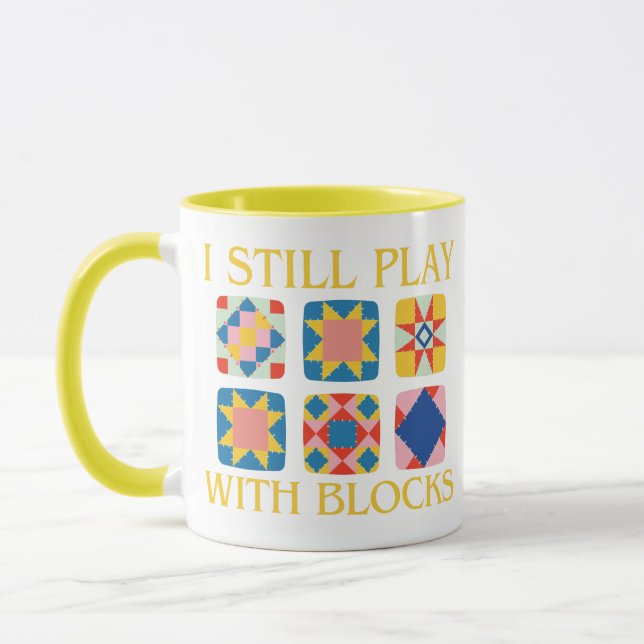 Caneca Ainda Brinco Com Blocos de Colcha Engraçado de Qui (Esquerda)