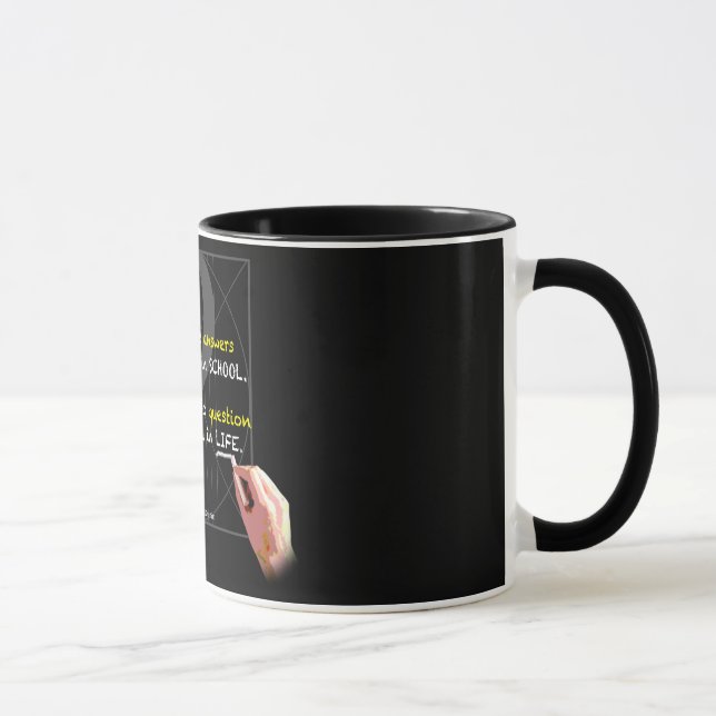 Caneca Ajuda das perguntas na vida (Direita)