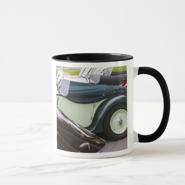 Caneca Alemanha, Bayern-Baviera, Munique. BMW Welt Car 4 (Direita)