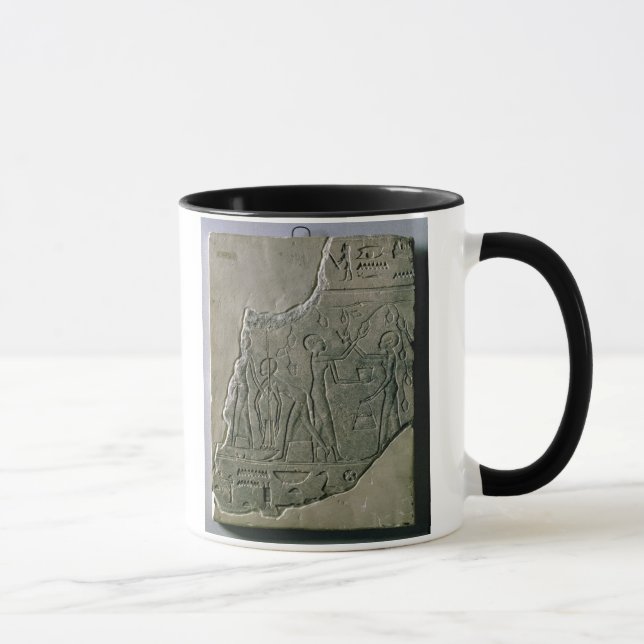 Caneca Alivio de Bas das sacerdotisas que recolhem as (Direita)