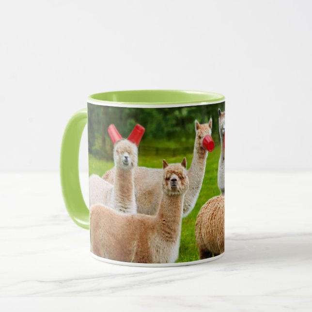 Caneca Alpacas com Copas Vermelhas (Frente Esquerda)