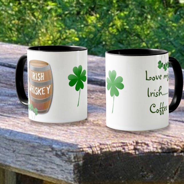 Caneca Ame meu café irlandês Whirkey Barrel Shamrock (Criador carregado)