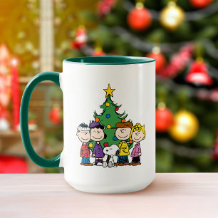 Caneca Amendoins A gangue em torno da árvore de Natal