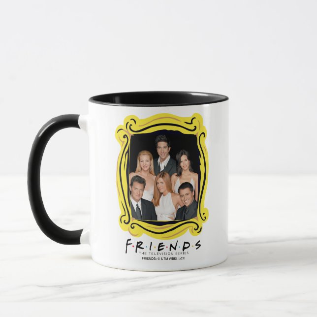 Caneca AMIGOS™ | Cast in Fort Veste Closeup (Esquerda)