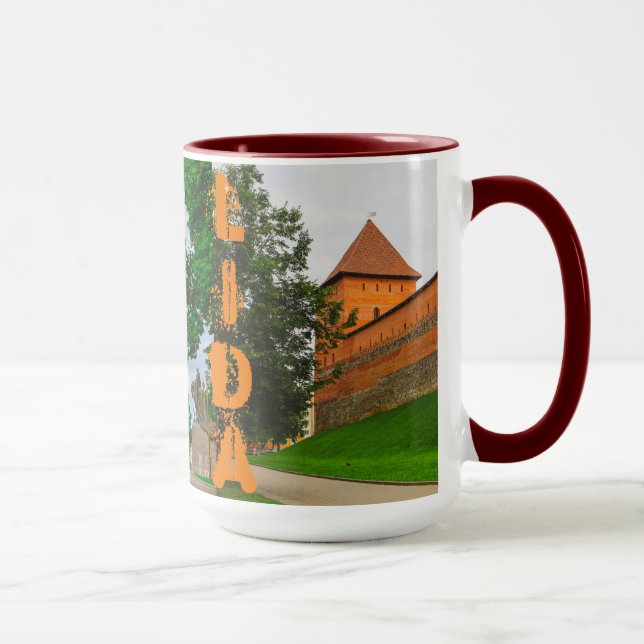 Caneca Amo o Castelo de Arquitetura de Lida Belarus (Direita)