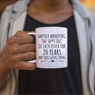 Caneca Aniversário de 20 anos no Reino Unido, 20 anos de