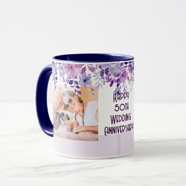 CANECA ANIVERSÁRIO SIMPLES DE QUADRO FLORAL 50º CASAMENTO (Frente Esquerda)
