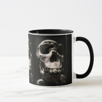 Caneca antiga do crânio