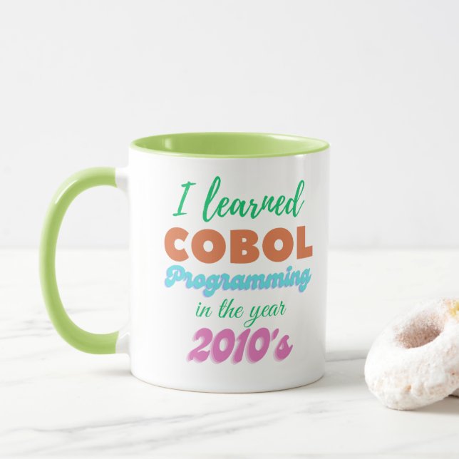 Caneca Aprendi a Linguagem de Programação Cobol em 2010 (Com Donut)