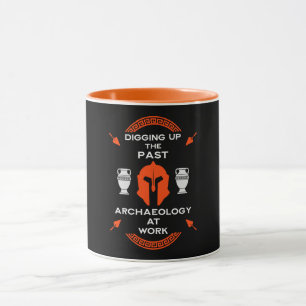 Caneca Arqueólogo romano