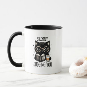 Caneca Arte com palavras de gato julgador engraçado