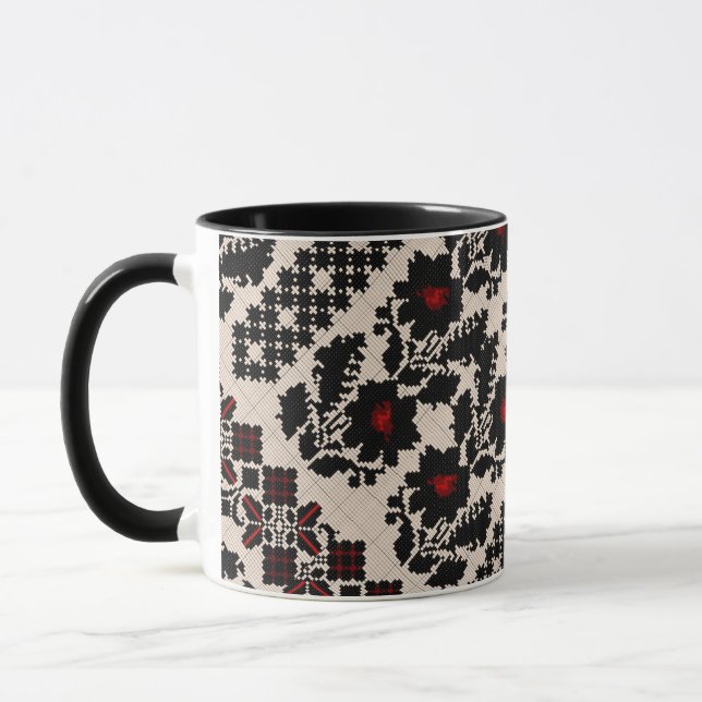 Caneca arte popular tradicional ucraniana vushuvanka (Esquerda)
