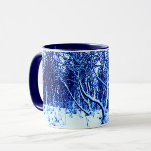Caneca Árvores e cena da neve, azul cobalto
