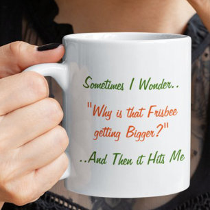 Caneca Às vezes eu me pergunto Piada engraçada Humor LOL