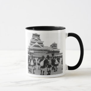 Caneca Ásia, Japão, Kumamoto. Crianças na escola em